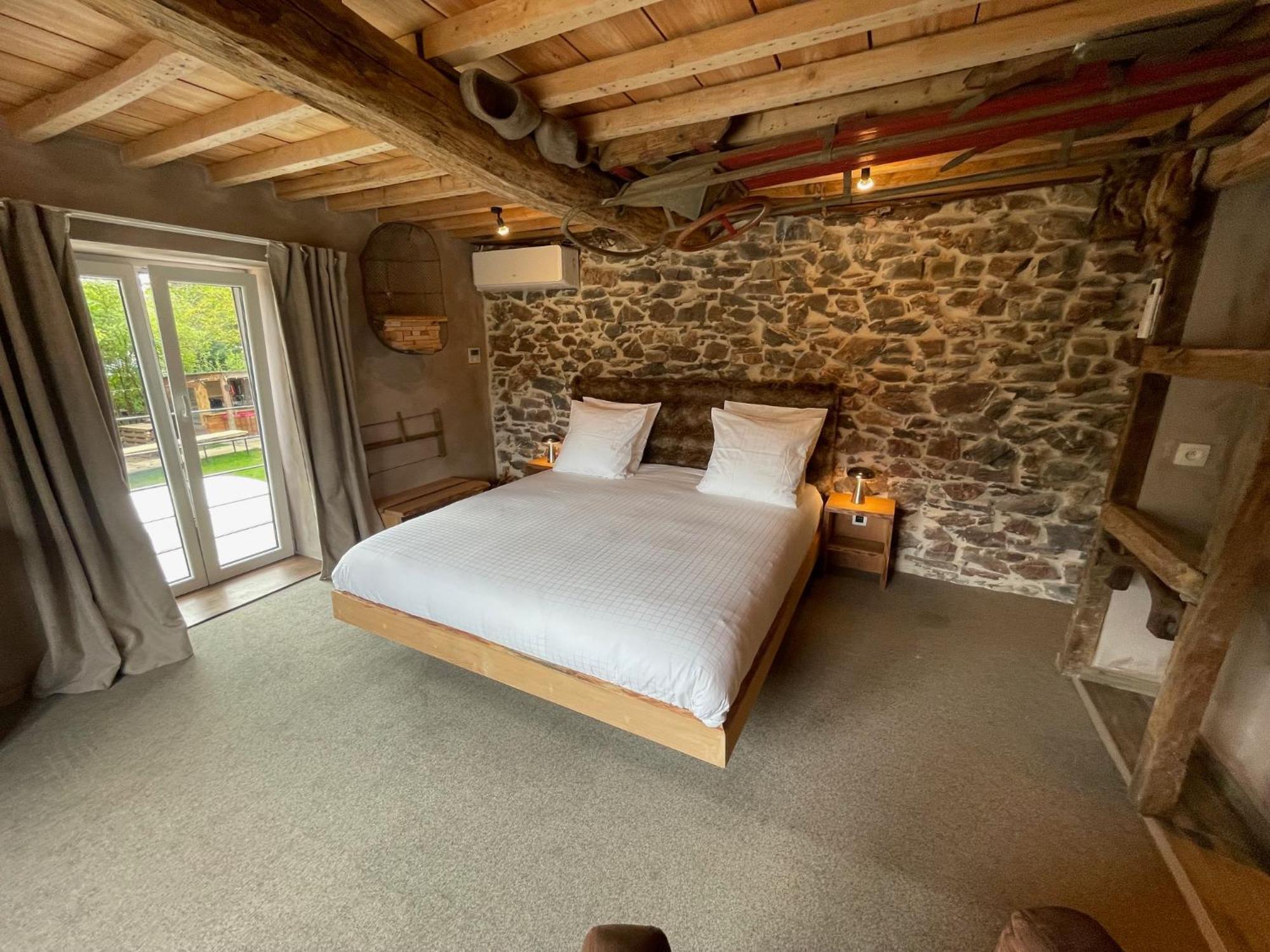Les Chambres De Laurette Spa Eksteriør bilde